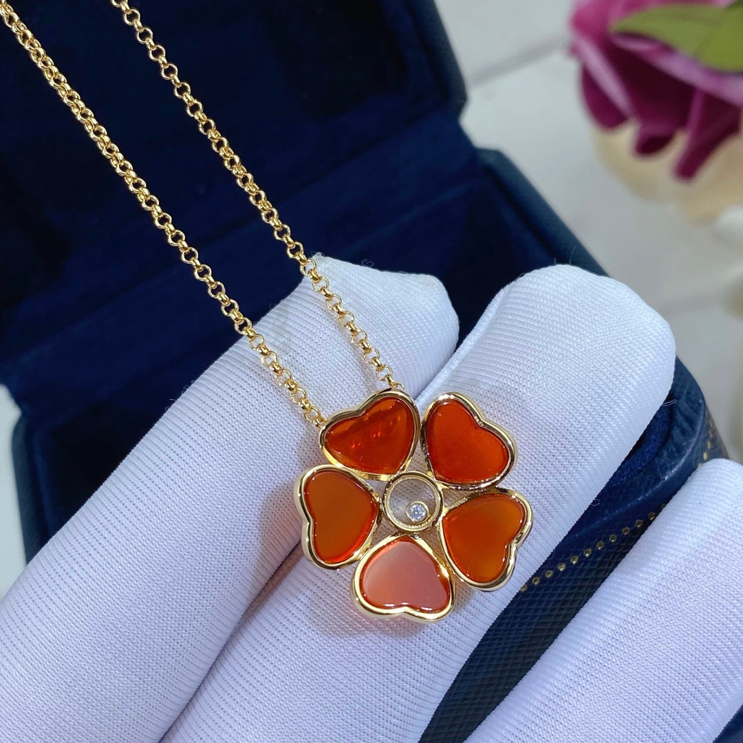 CHOPARD HAPPY HEART FLOWER NECKLACE