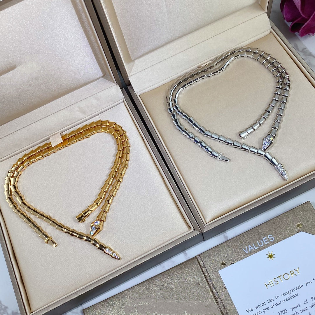 BVLGARI SERPENTI DIAMOND NECKLACE