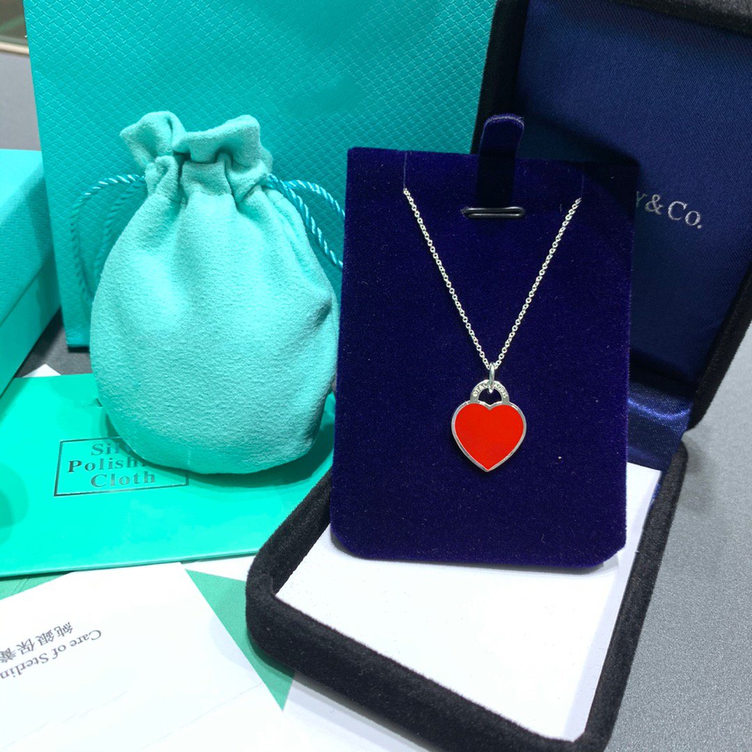 TIFFANY RED HEART NECKLACE & BRACELET MATERIAL