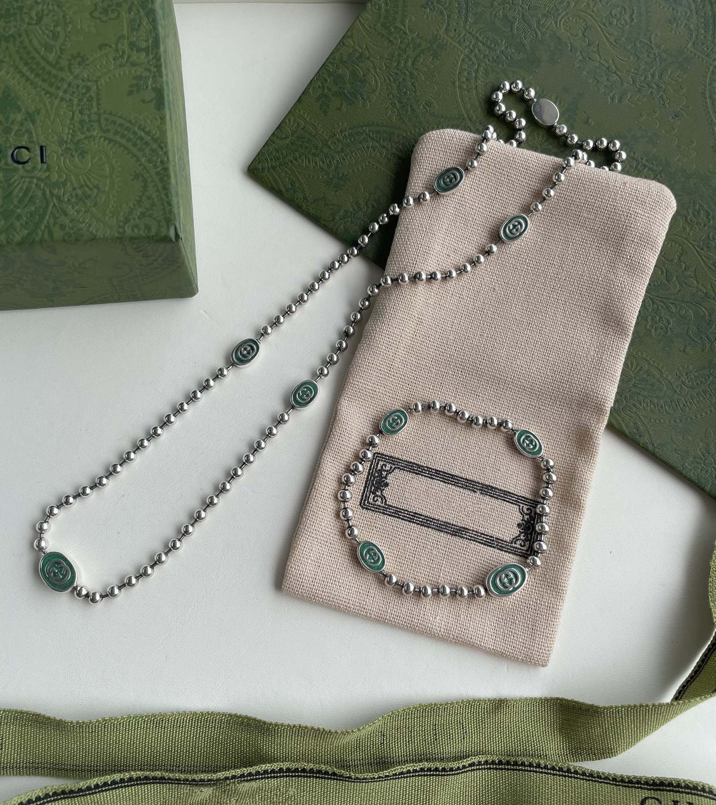GUCCI INTERLOCKING G BOULE CHAIN BRACELET SILVER