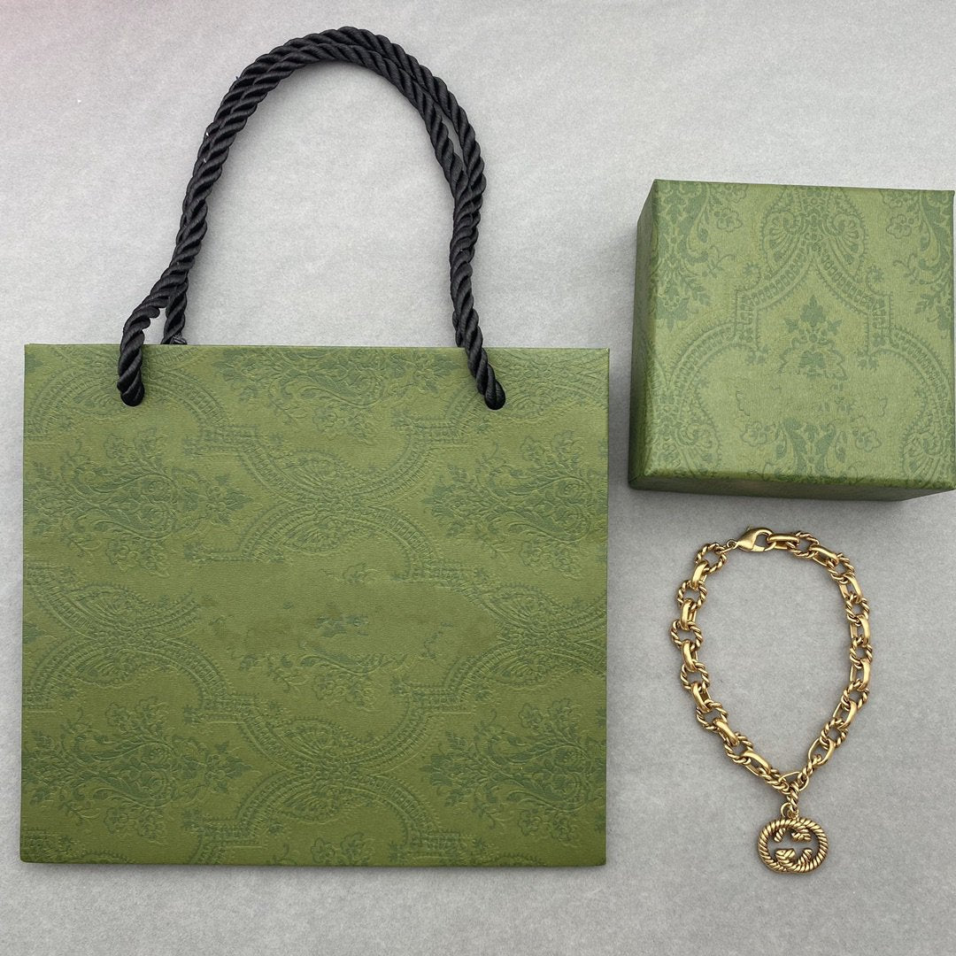 GUCCI FANCY LINK CHAIN GOLD BRACELET ALPHABET