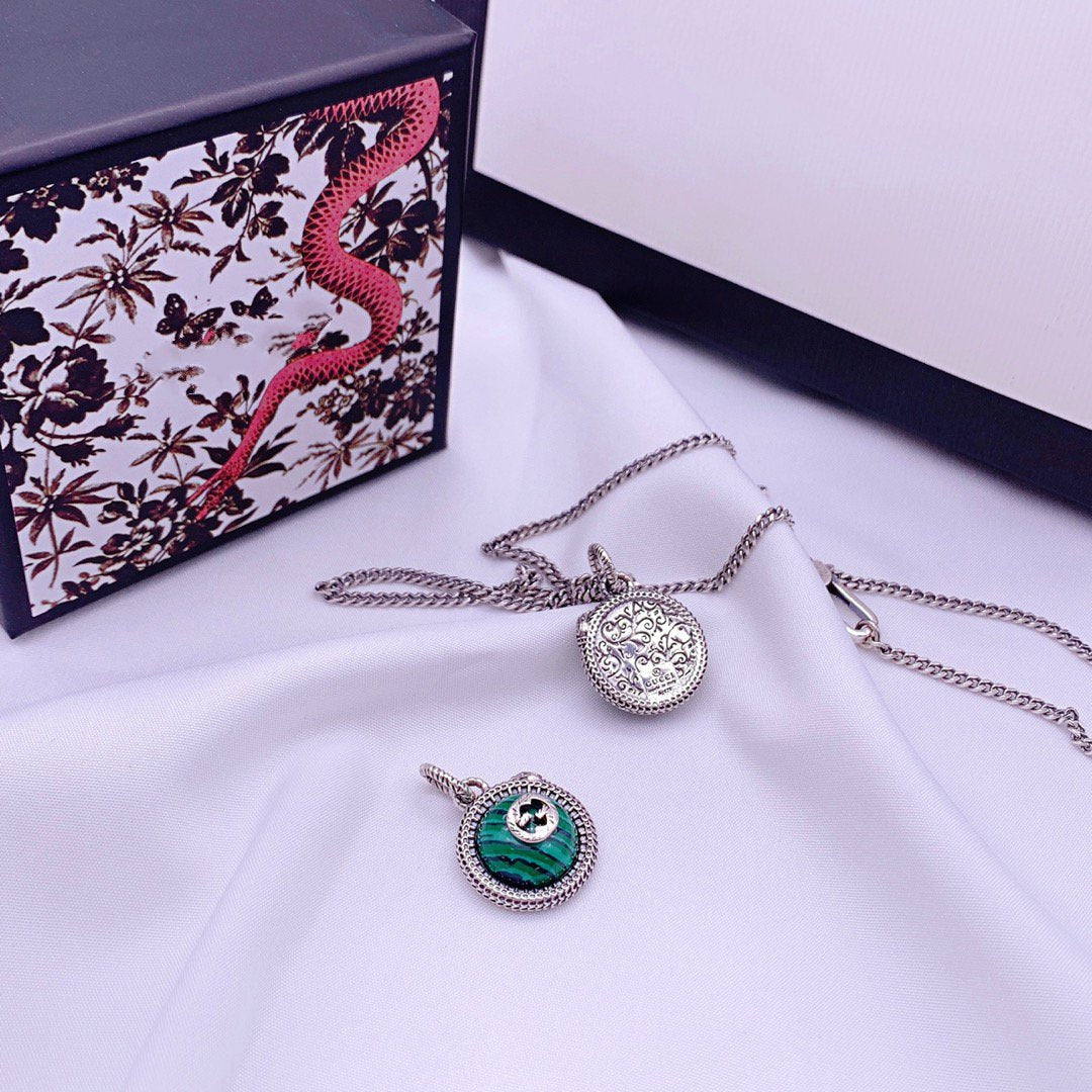 GUCCI STERLING SILVER NEW DOUBLE G LOGO SERPENT MALACHITE PENDANT NECKLACE