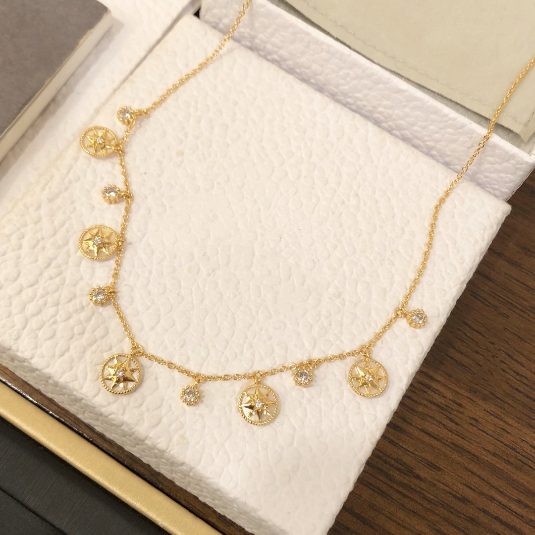 DIOR ROSE DES VENTS NECKLACE YELLOW GOLD, DIAMONDS AND MOTHER-OF-PEARL