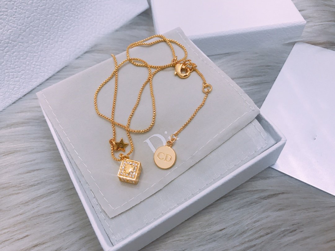 DIOR CD DICE NECKLACE