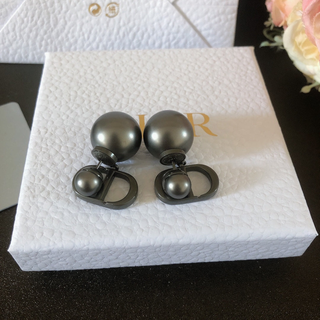DIOR WOMEN'S DESIGNER BLACK CD EARRINGS