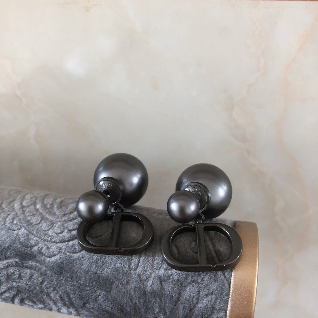 DIOR WOMEN'S DESIGNER BLACK CD EARRINGS