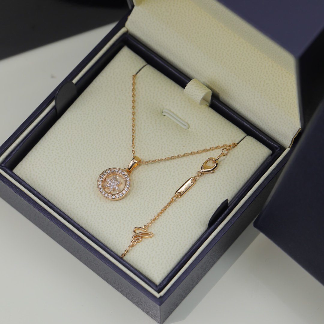 CHOPARD HAPPY HEART PEDANT DIAMOND PINK GOLD NECKLACE