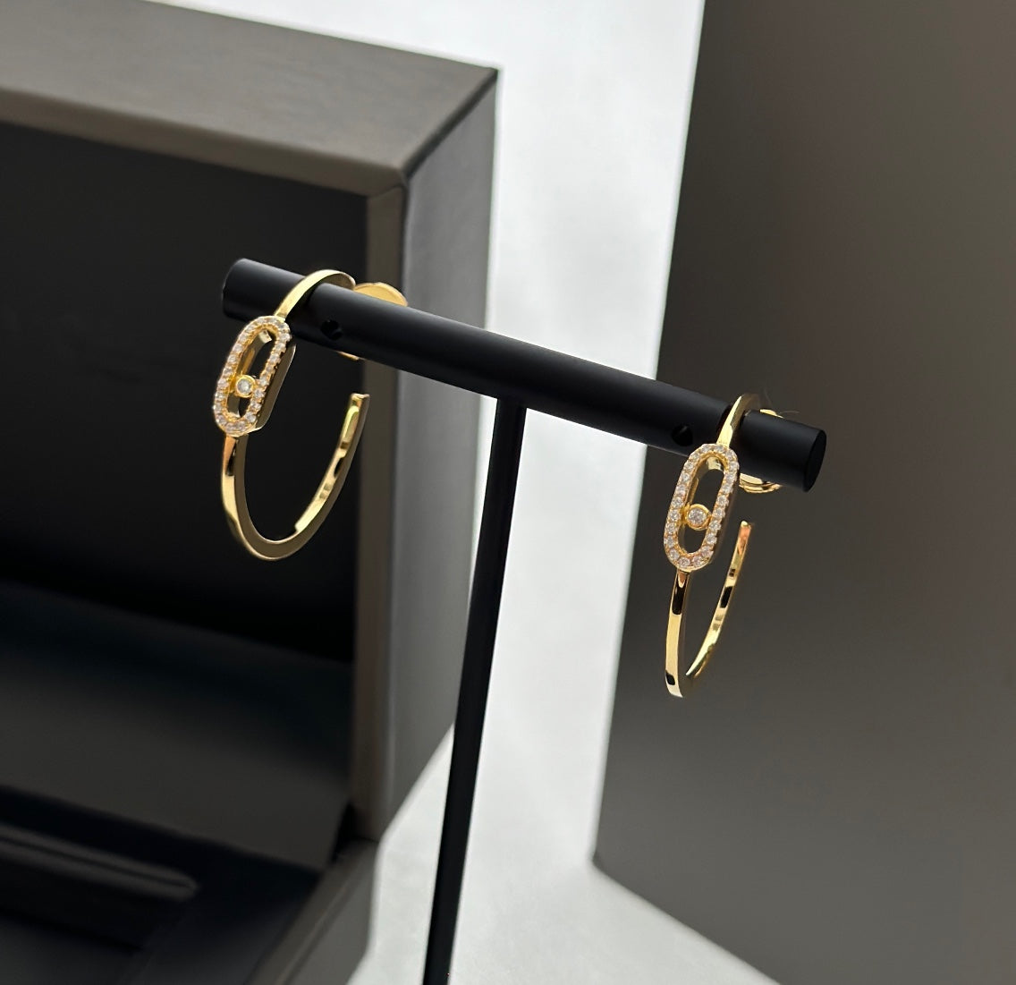 MESSIKA CREOLES MOVE UNO PM DIAMOND EARRINGS