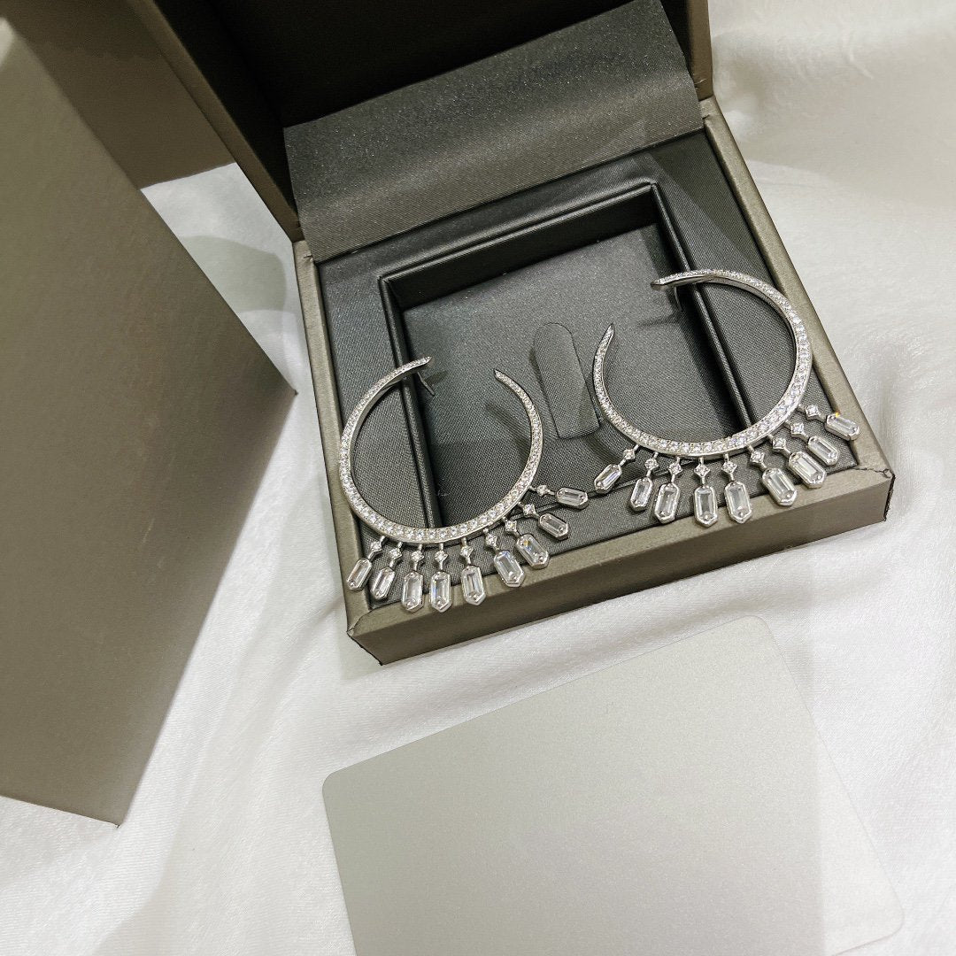 MESSIKA MESSIK DIAMONDS EARRINGS