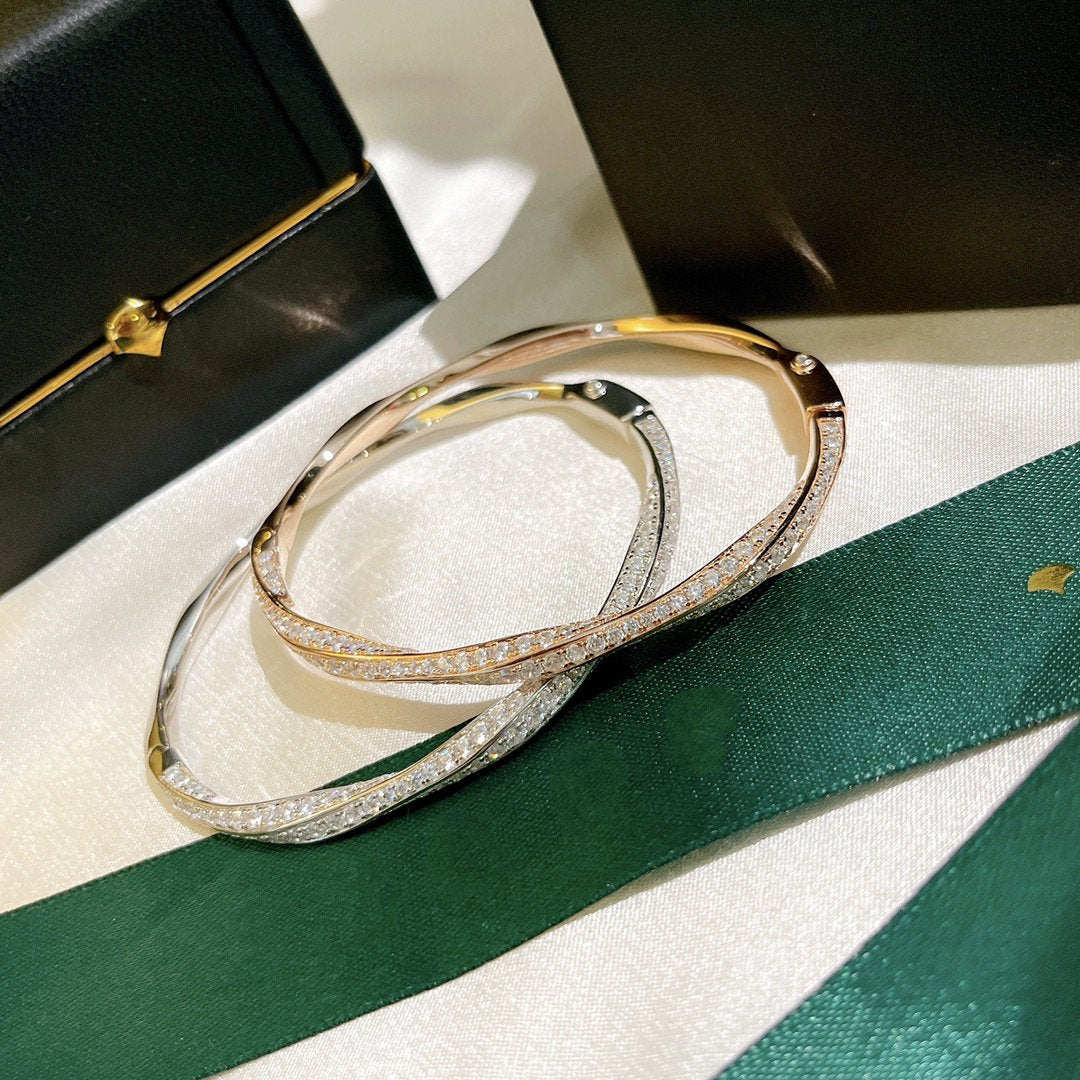 GRAFF SPIRAL PAVED DIAMOND BANGLE BRACELET