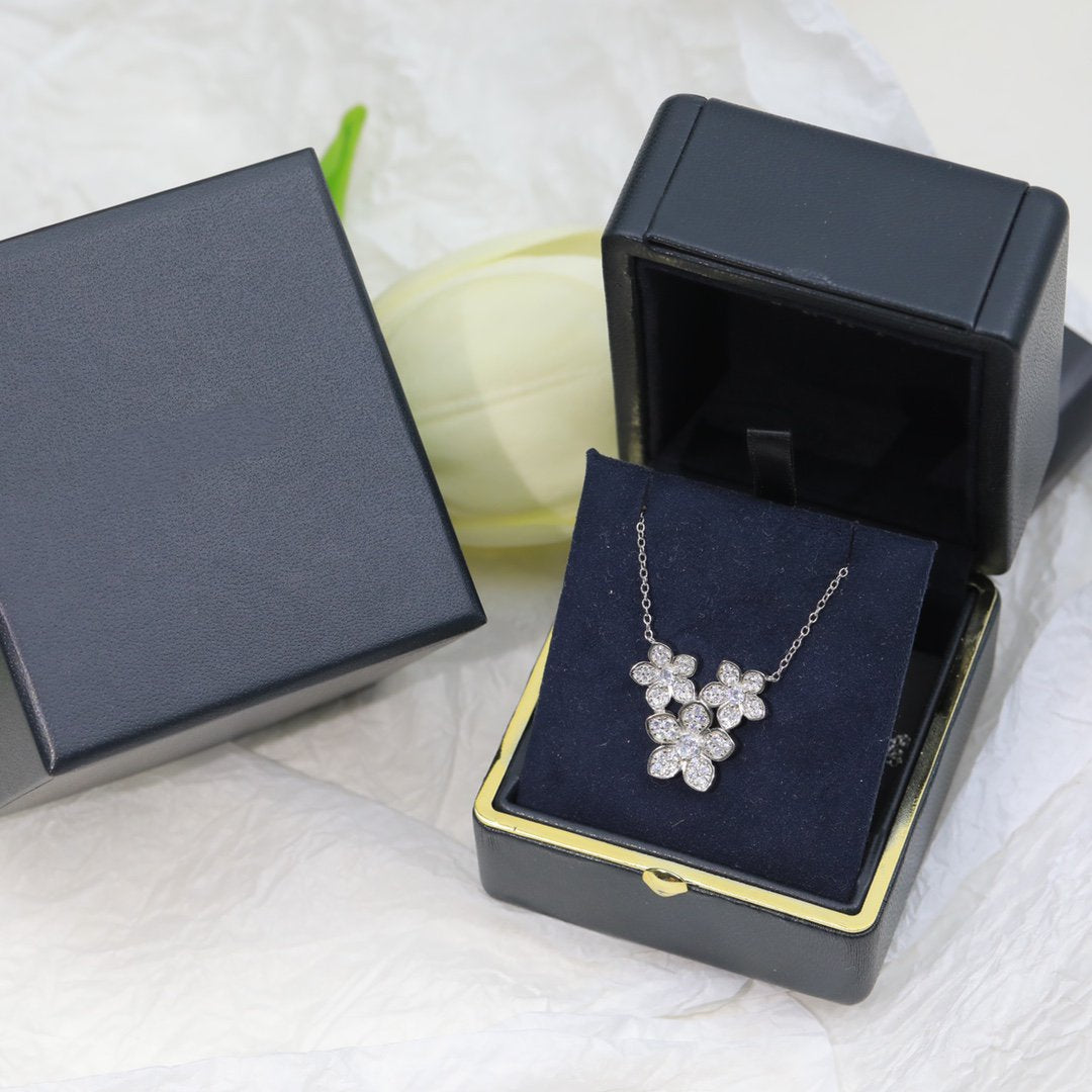 GRAFF WILD FLOWER SILVER DIAMOND CLUSTER NECKLACE
