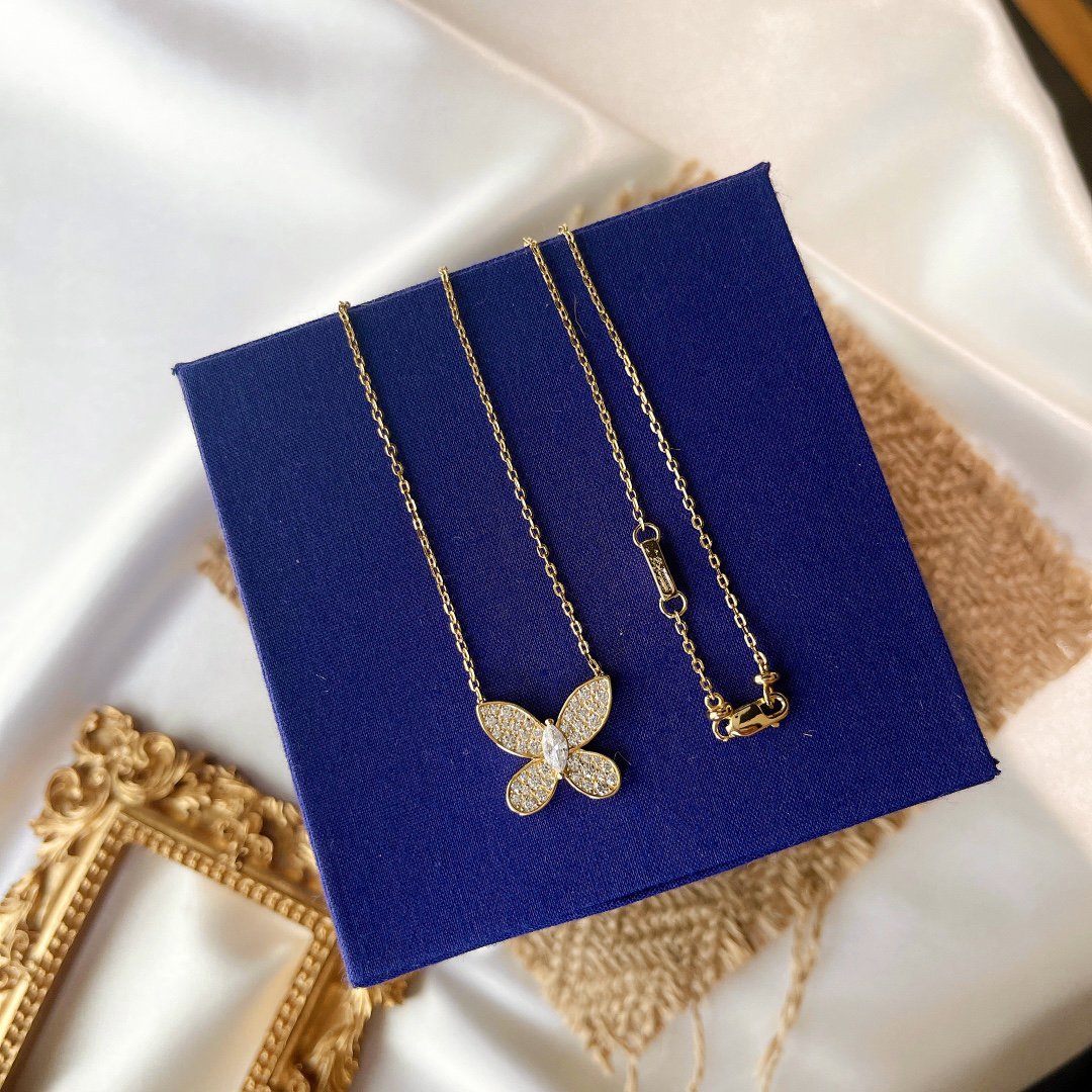 GRAFF BUTTERFLY GOLD DIAMOND PAVED NECKLACE