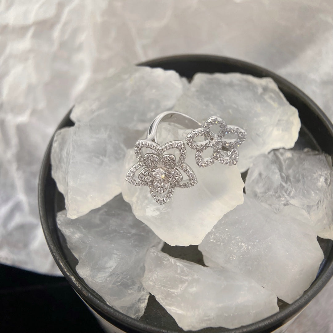 GRAFF WILD FLOWER DOUBLE SILVER DIAMOND RING