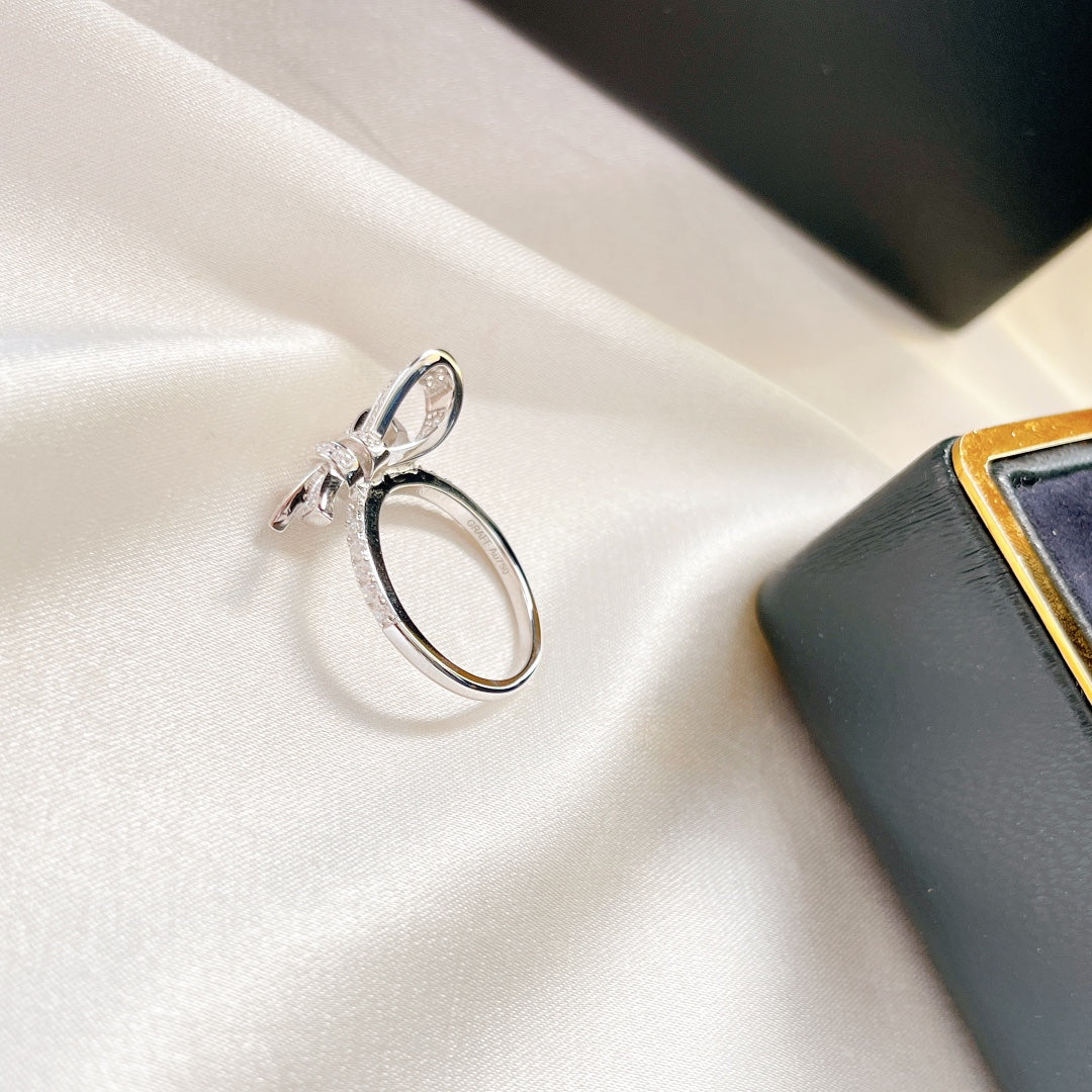 GRAFF TILDA RING SILVER DIAMOND
