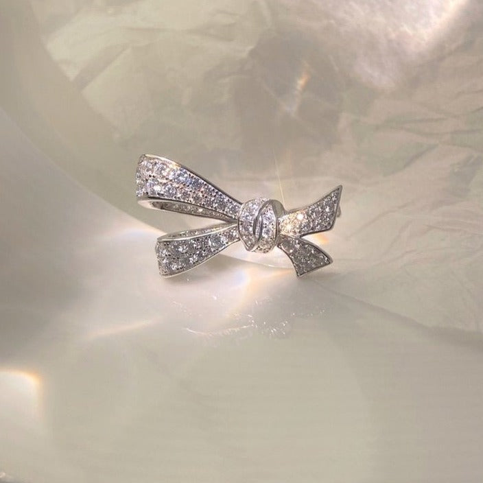 GRAFF TILDAS BOW SILVER DIAMOND RING