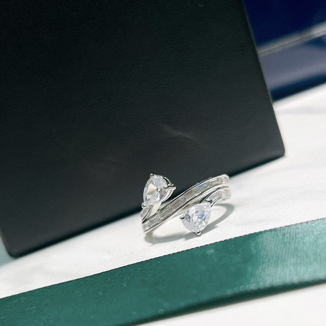 GRAFF DUET TRIPLE ROW SILVER DIAMOND RING