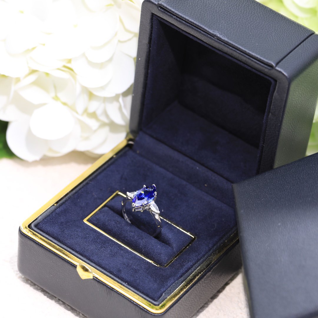 GRAFF PROMISE MARQUISE CUT BLUE DIAMOND ENGAGEMENT RING