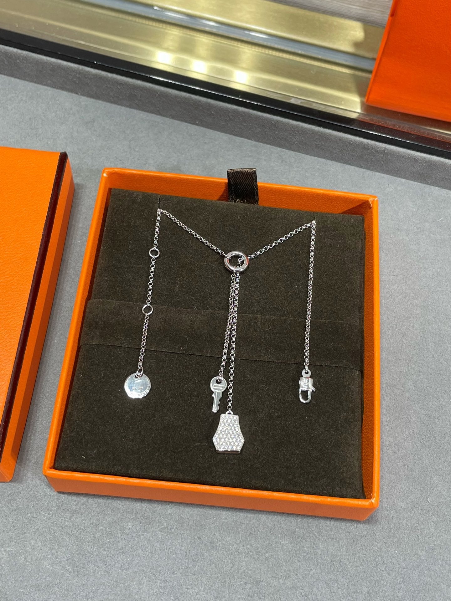 HERMES V GOLD MATERIAL HM LOCK KEY NECKLACE