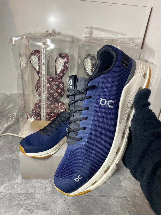 On Men闂備胶鍋ㄩ崕鏌ユ偘閿熺春loudnova Form 2 Blue White