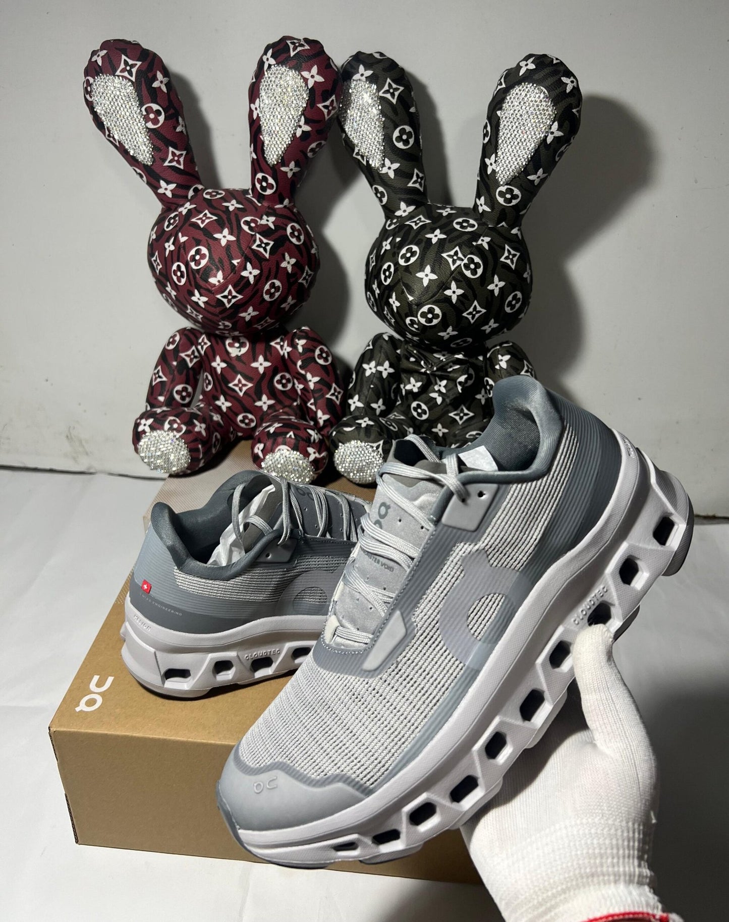 On Cloudmonster Void Alloy/Glacier