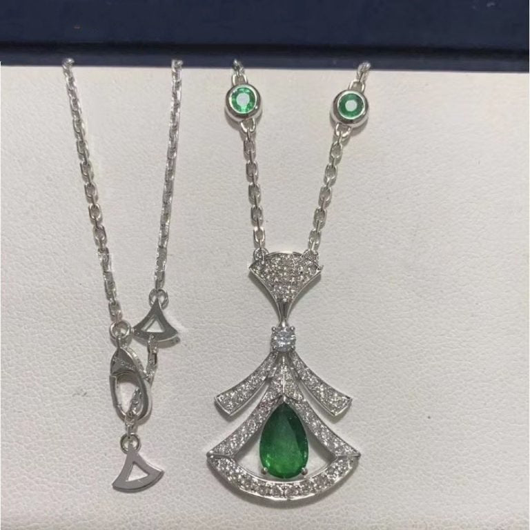 BVLGARI DREAM NECKLACE MALACHITE DIAMOND SILVER