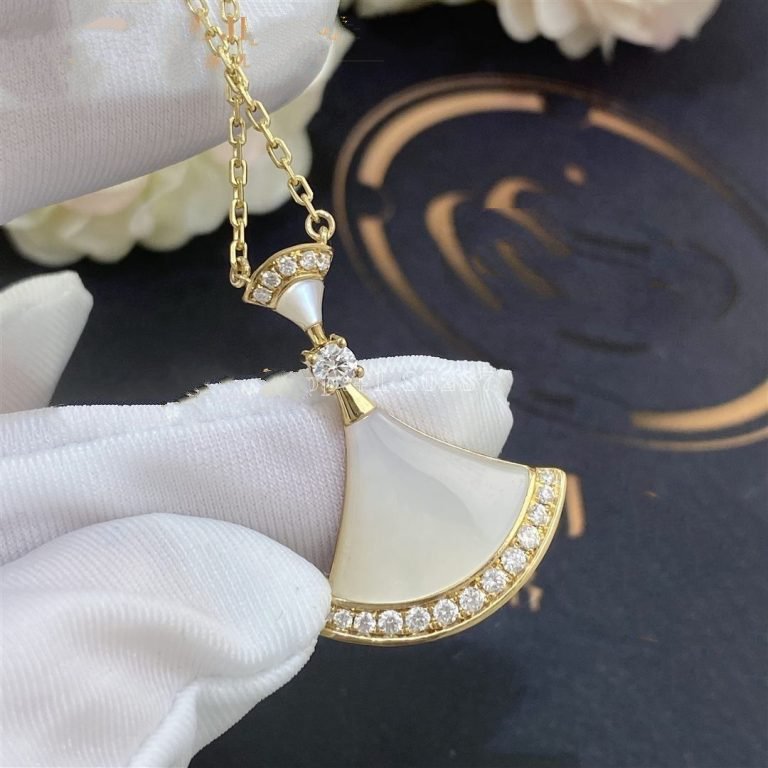 BVLGARI DREAM NECKLACE MOP GOLD DIAMOND