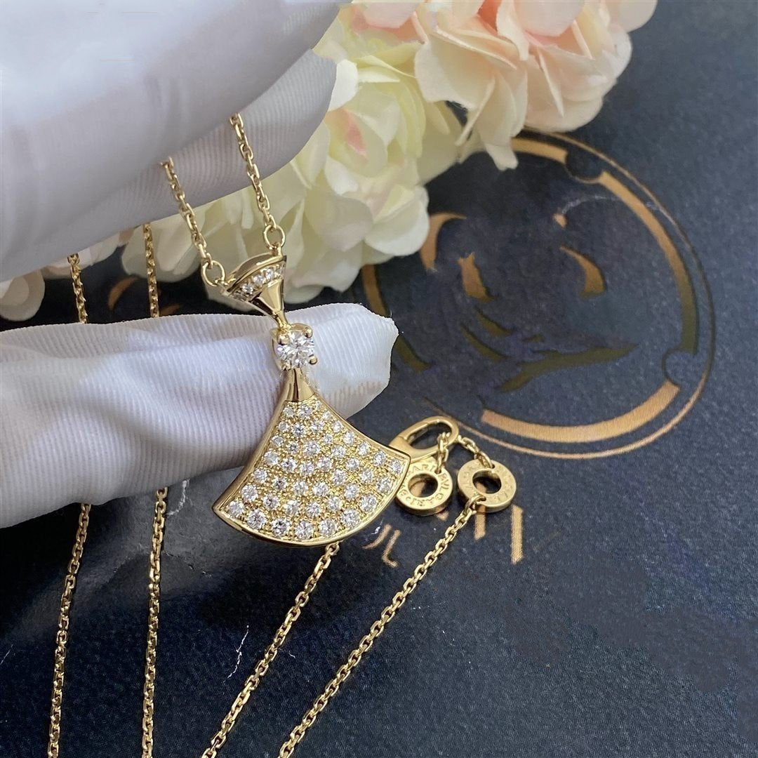 BVLGARI DREAM NECKLACE GOLD FULL DIAMOND