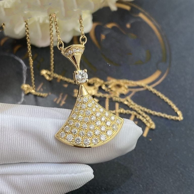 BVLGARI DREAM NECKLACE GOLD FULL DIAMOND