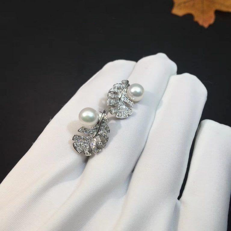 Chanel Plume De Earrings Silver Diamond Pearl