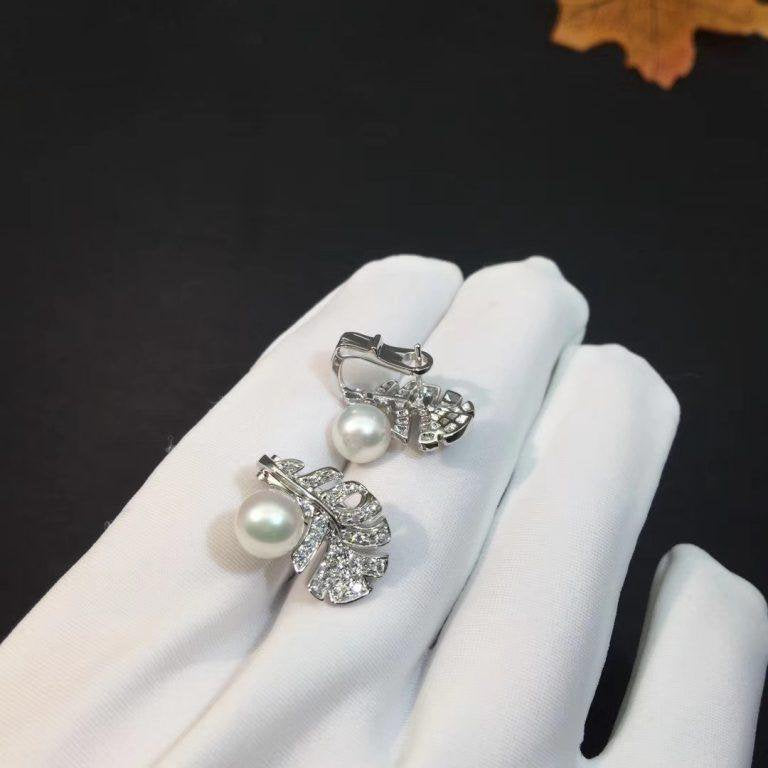 Chanel Plume De Earrings Silver Diamond Pearl