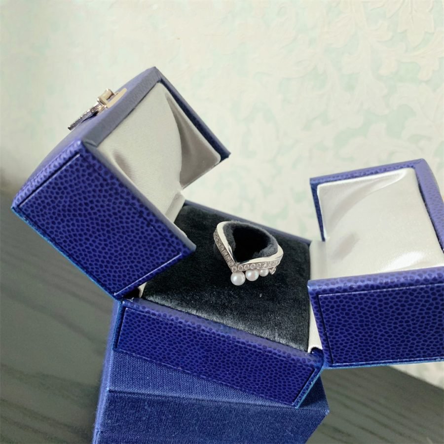 CHAUMET JOSEPHINE SILVER DIAMOND RING