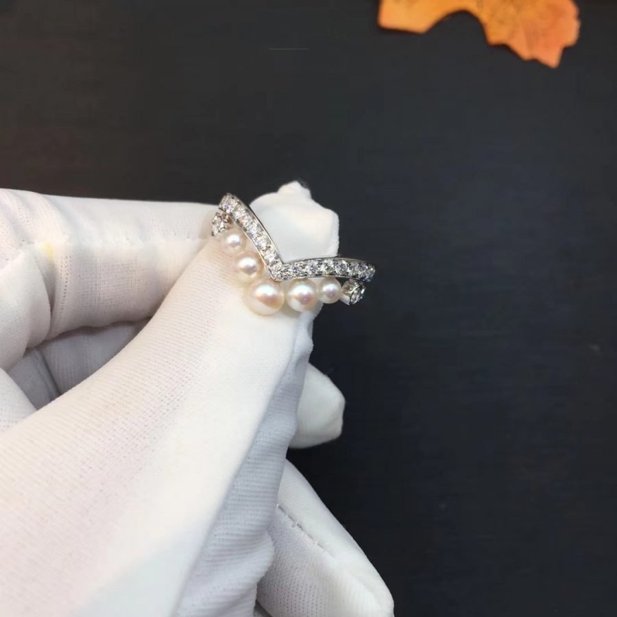CHAUMET JOSEPHINE RING SILVER DIAMOND