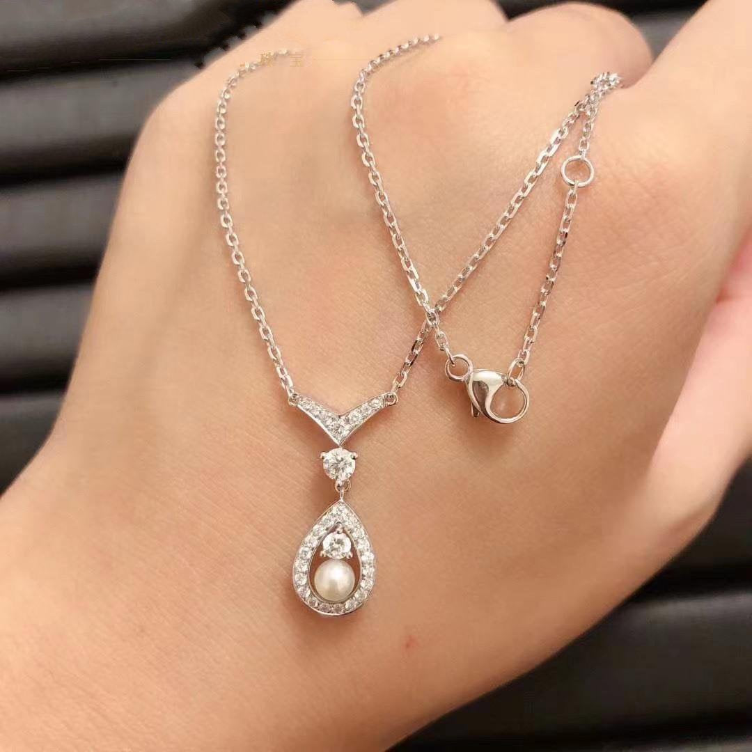 CHAUMET JOSEPHINE WHITE MOP SILVER DIAMOND NECKLACE