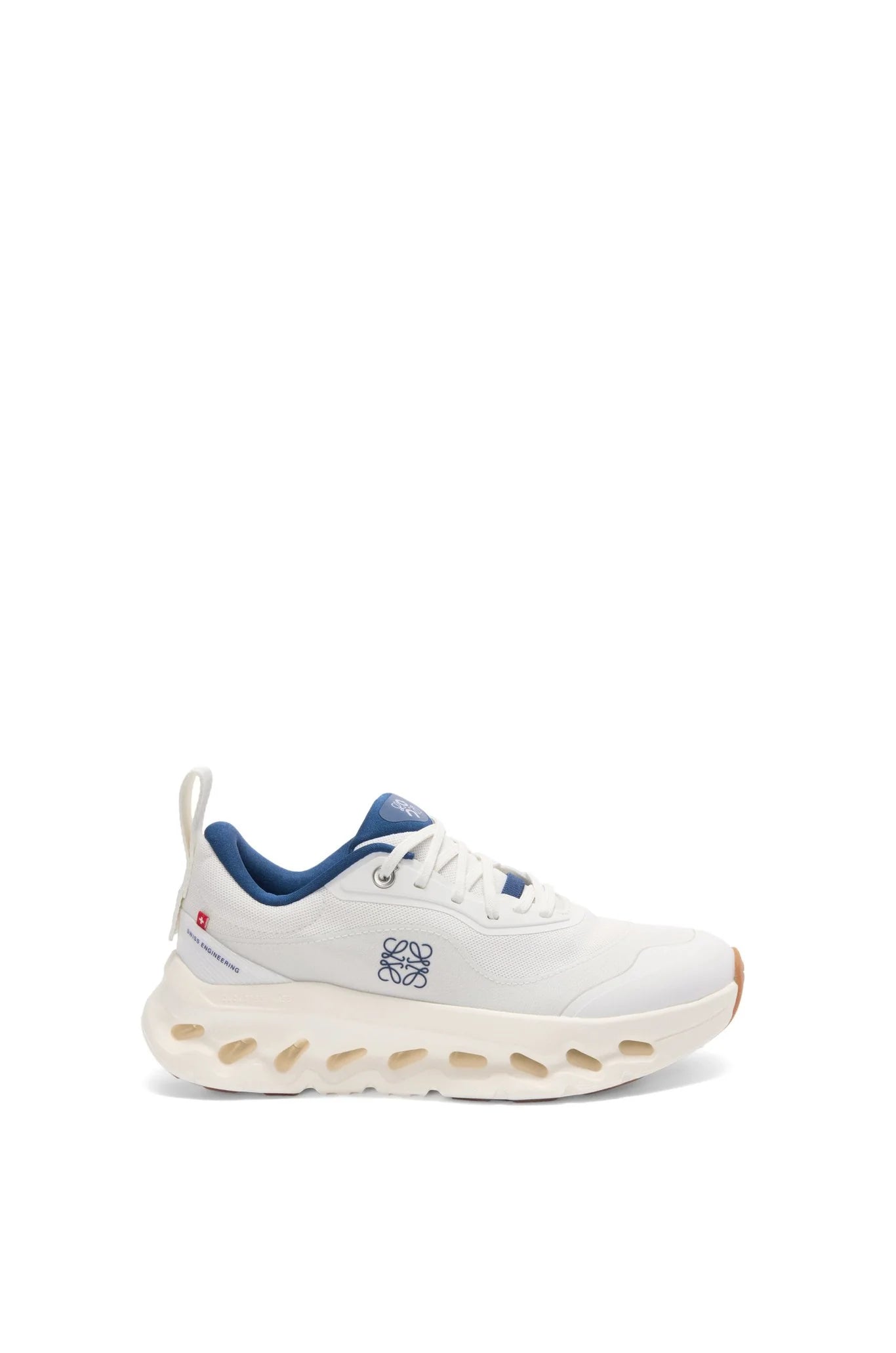 LOEWE Cloudtilt 2.0