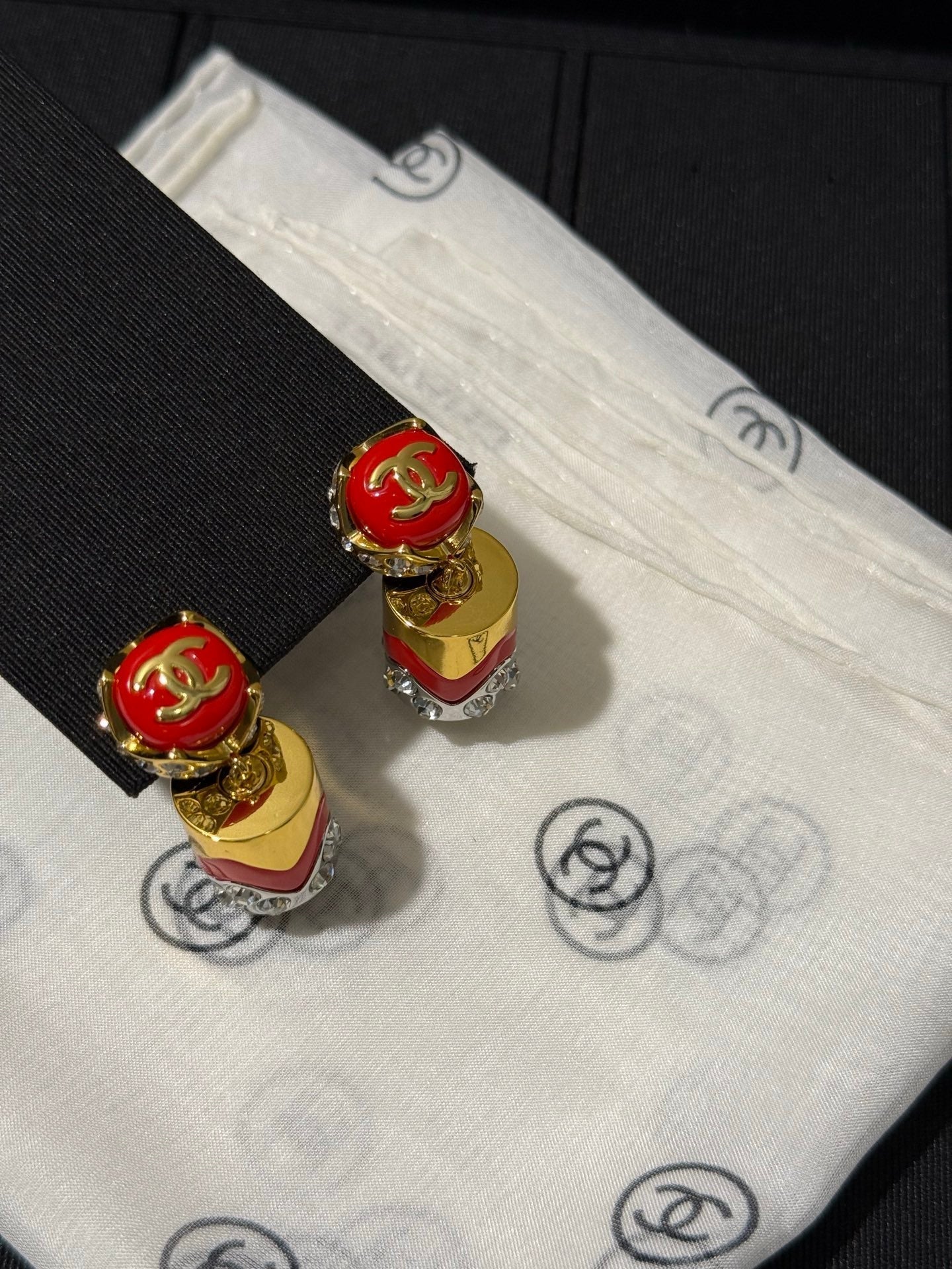 Chanel 2026 Enamel Button Double C Earrings