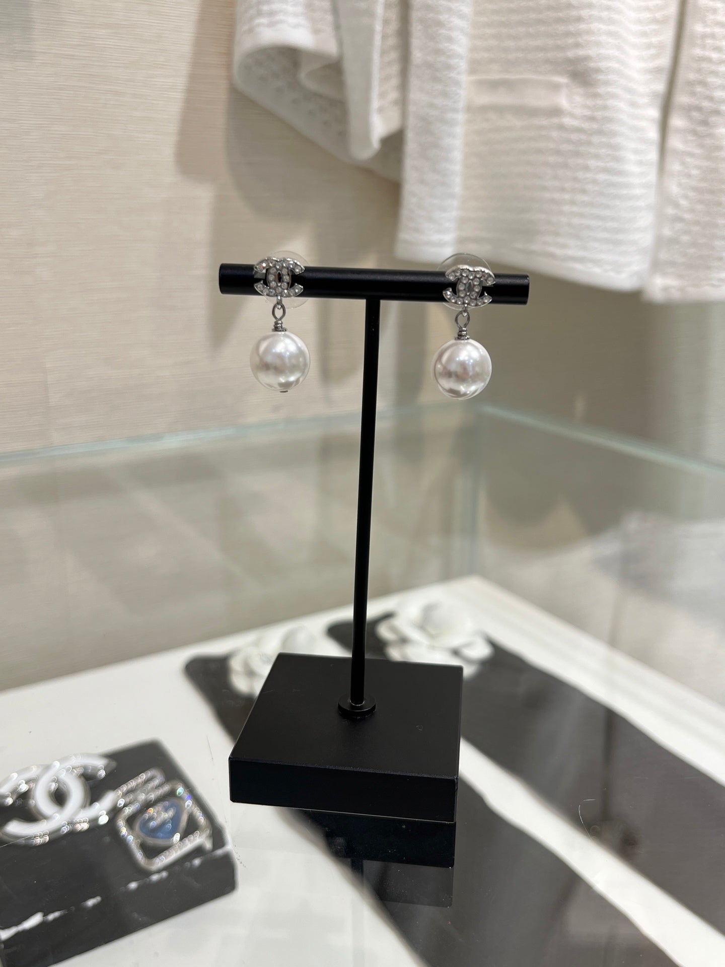 Chanel 2026 Full Diamond Double C Pearl Pendant Earrings
