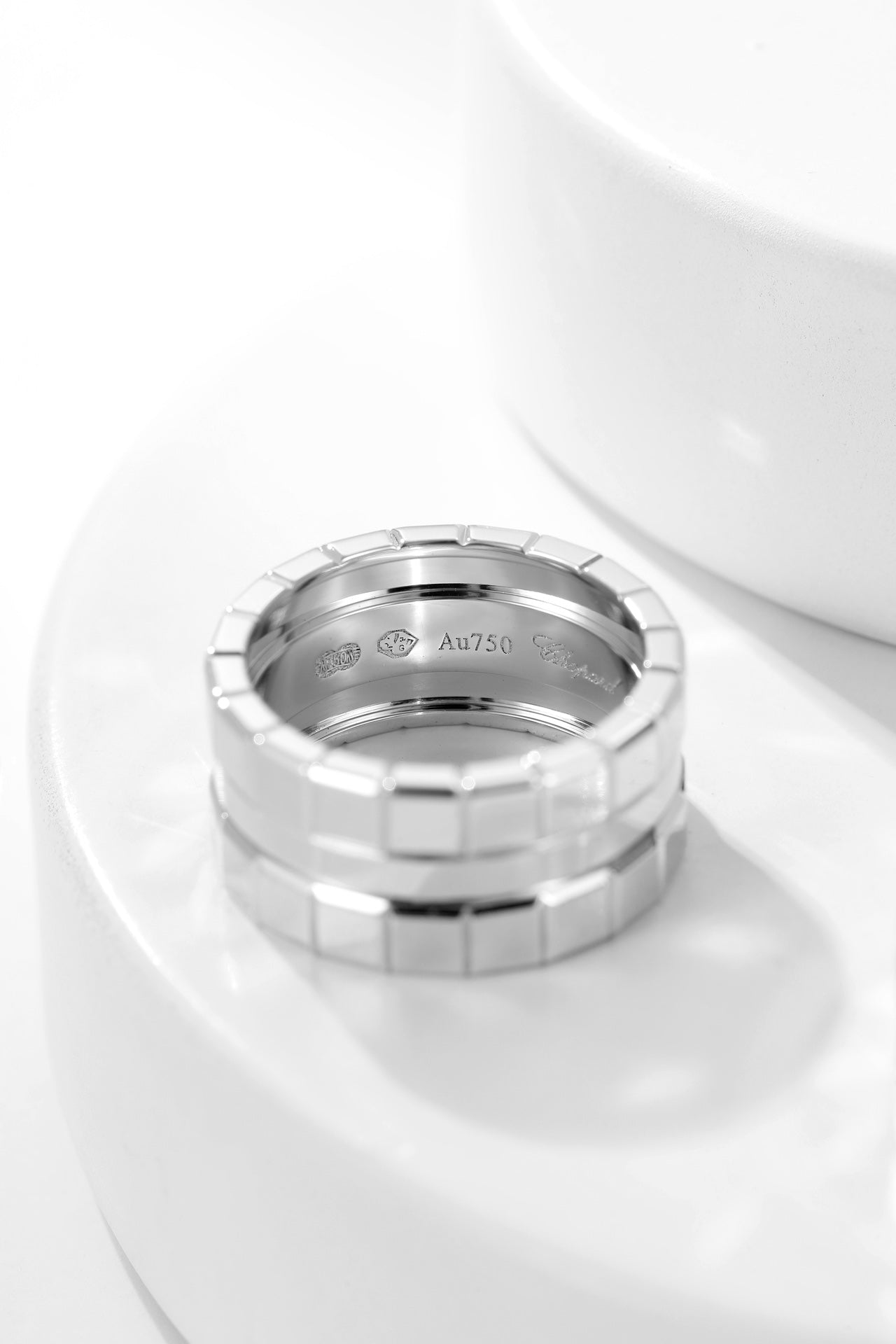 CHOPARD ice cube large ring