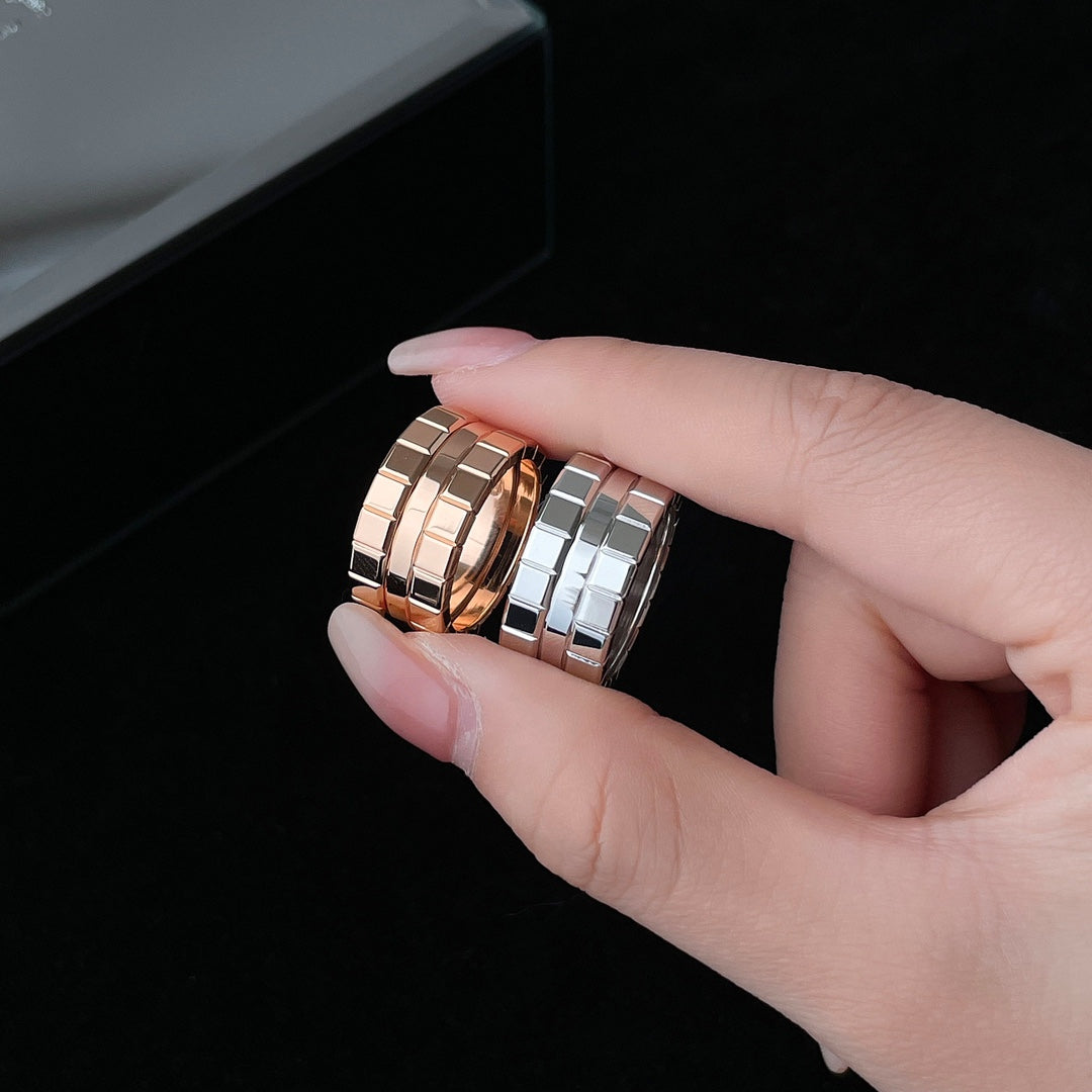 CHOPARD ice cube large ring