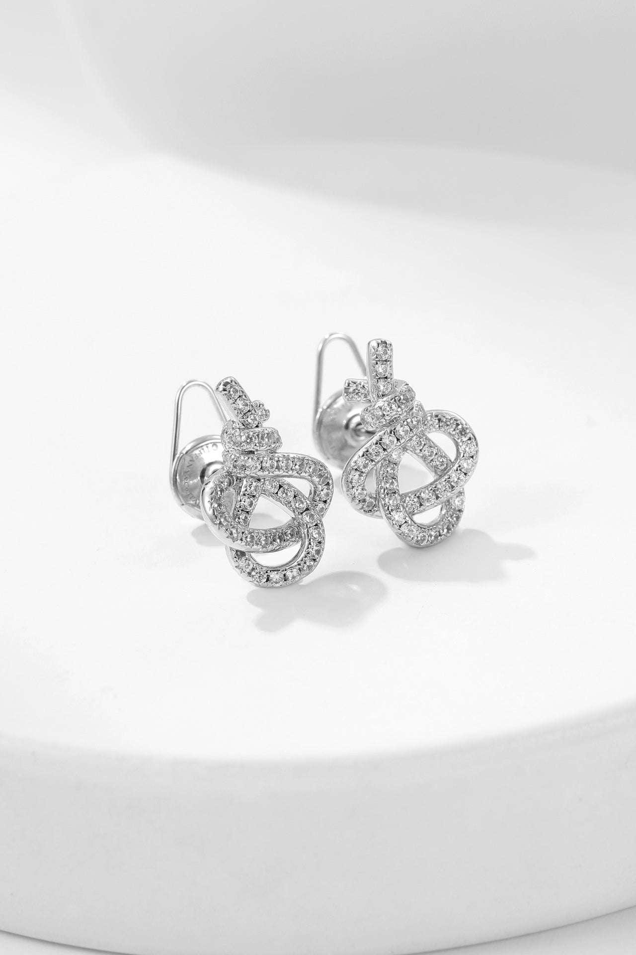 TIFFANY tiffan key woven diamond earrings