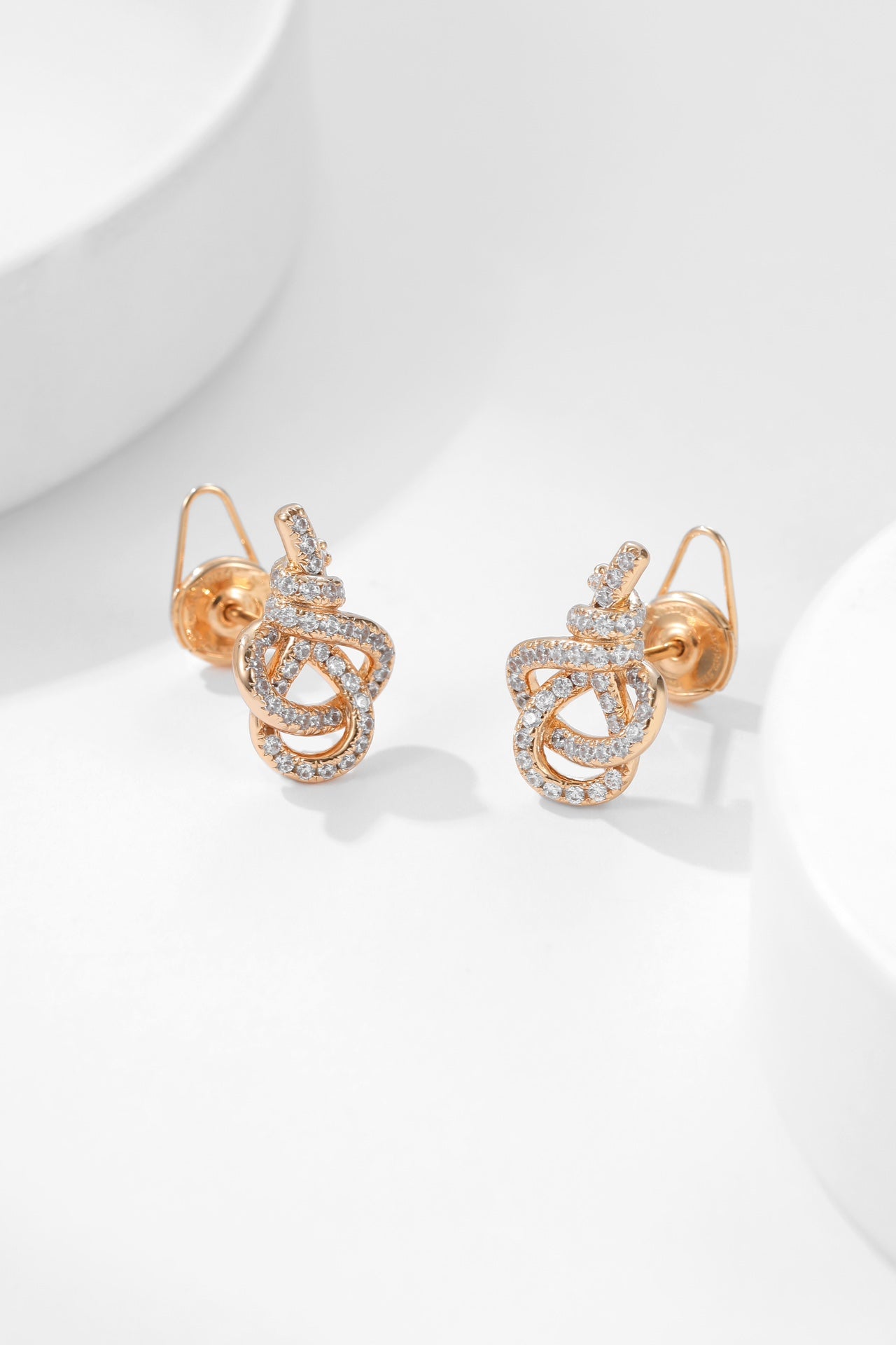 TIFFANY tiffan key woven diamond earrings