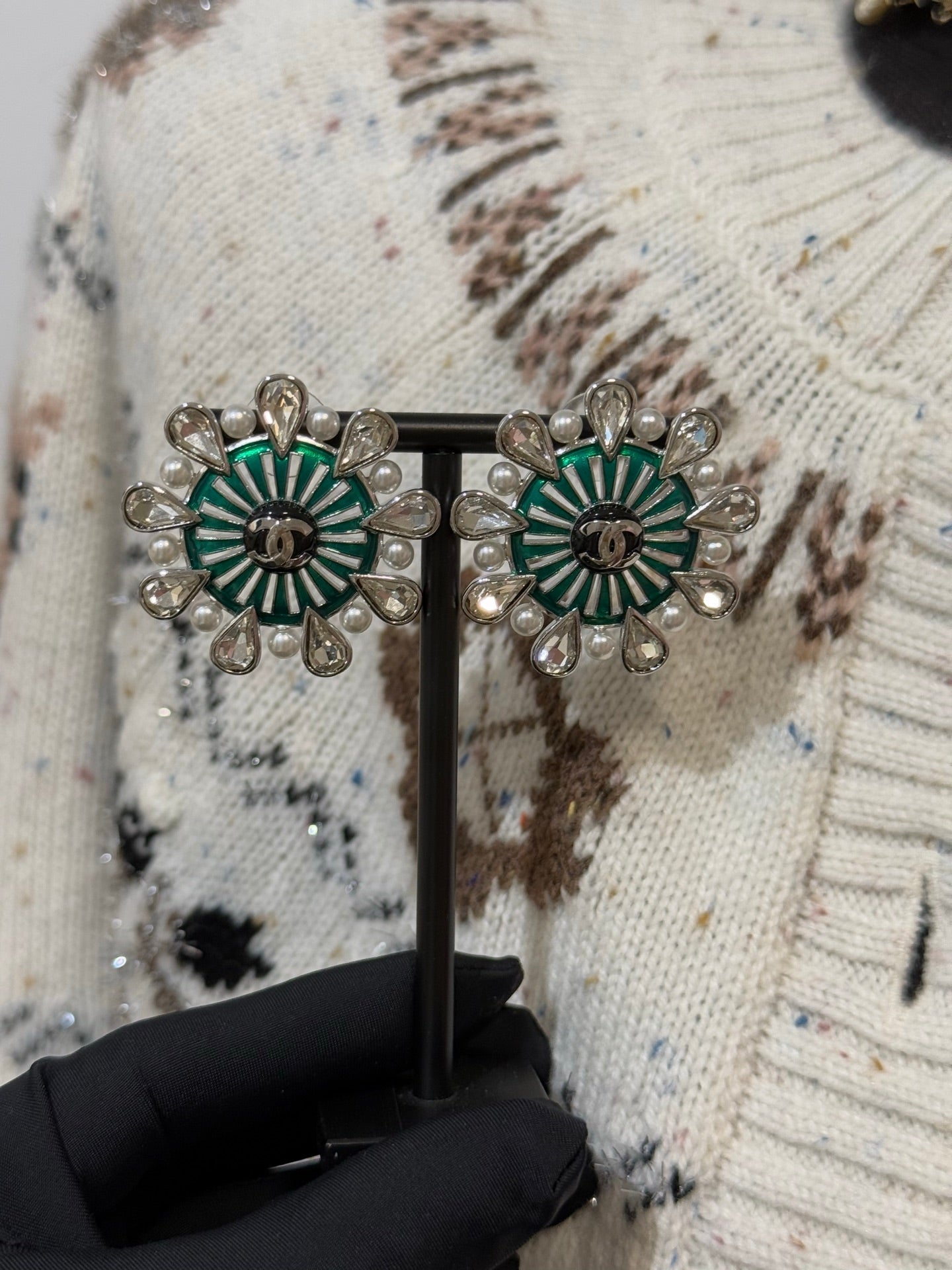 Chanel 2026 Green Enamel Openwork Pearl Teardrop Crystal Silver Snowflake Earrings
