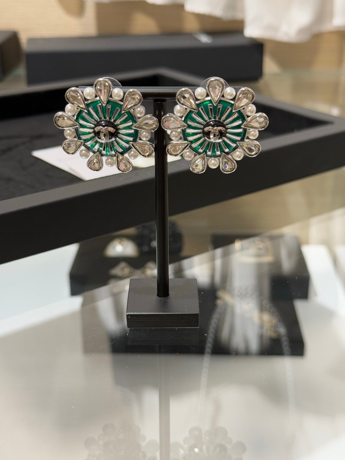 Chanel 2026 Green Enamel Openwork Pearl Teardrop Crystal Silver Snowflake Earrings