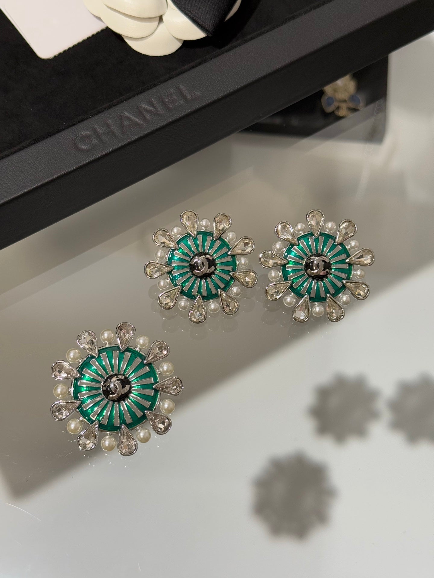 Chanel 2026 Green Enamel Openwork Pearl Teardrop Crystal Silver Snowflake Earrings