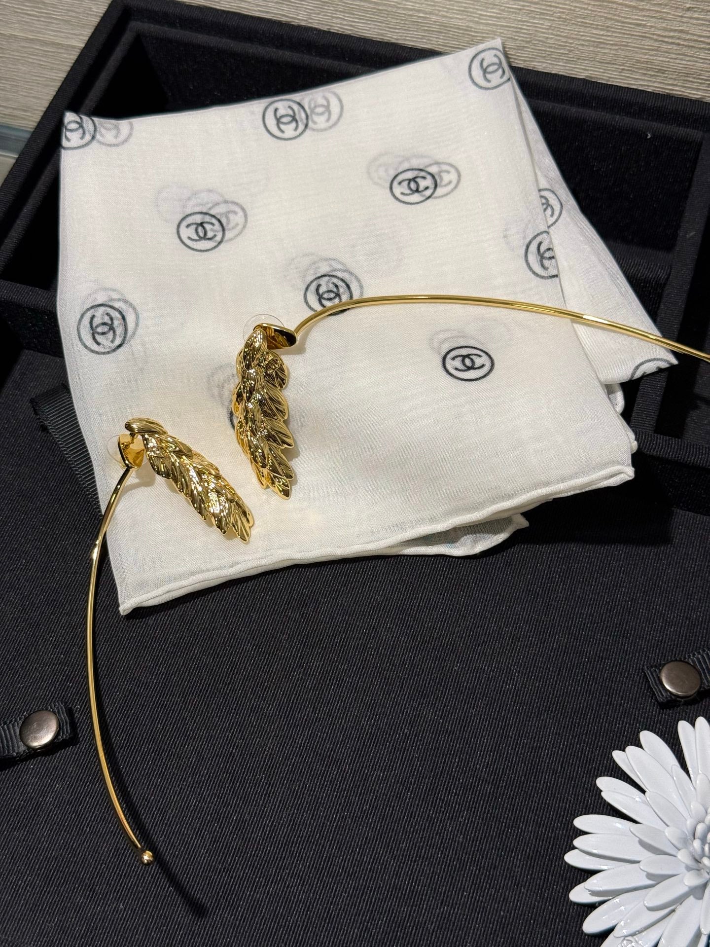 Chanel 2026 Large Gold Wheat Earrings