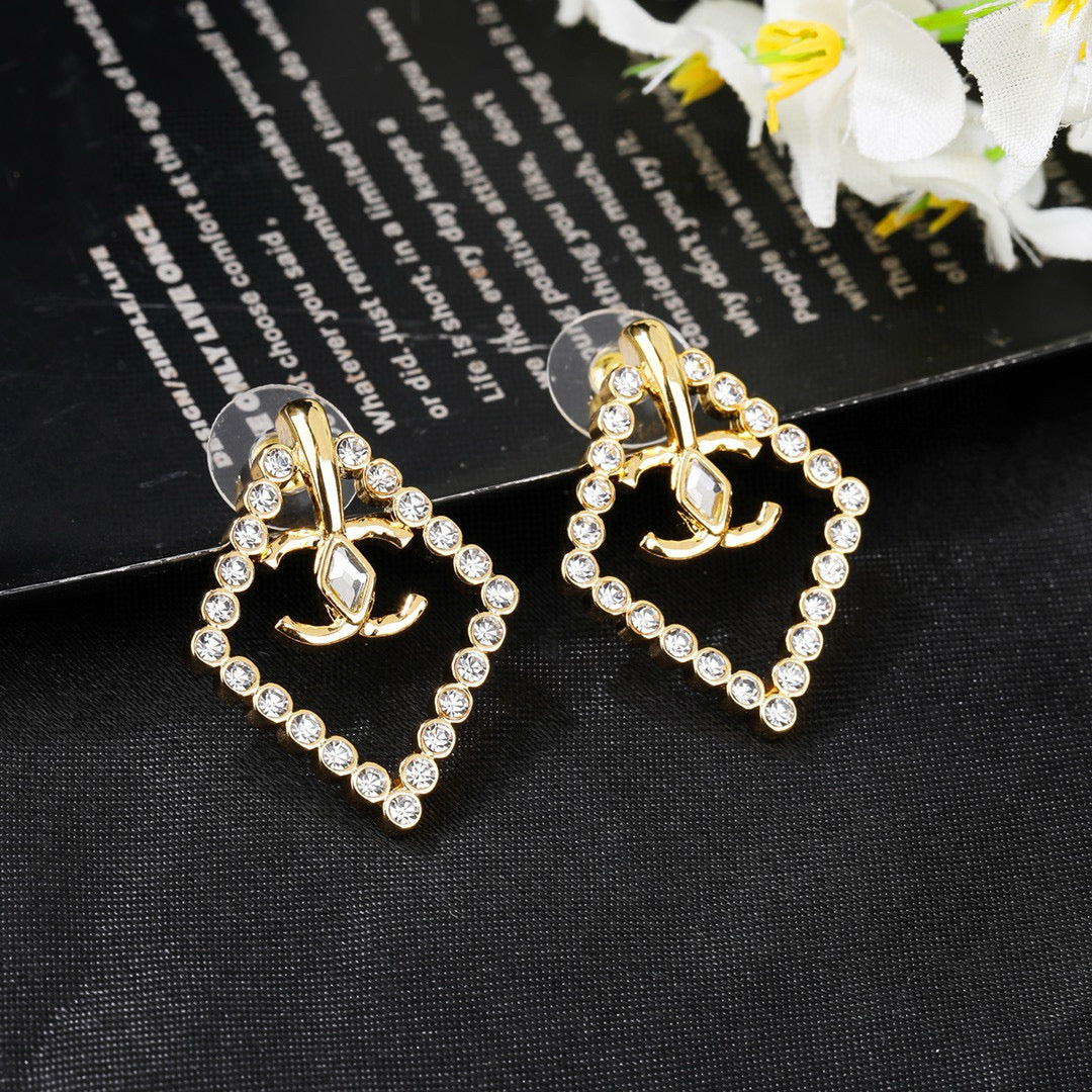 Chanel Mini Gorgeous Gold Diamond Earring