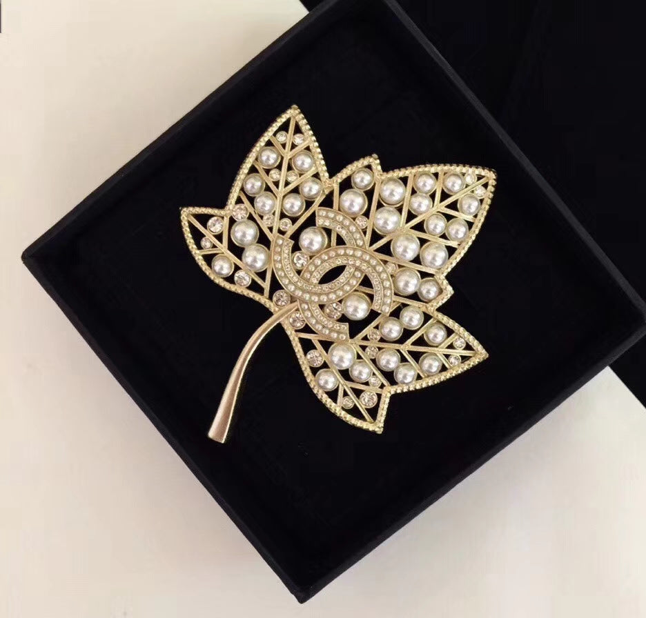 Chanel Brooch 156492