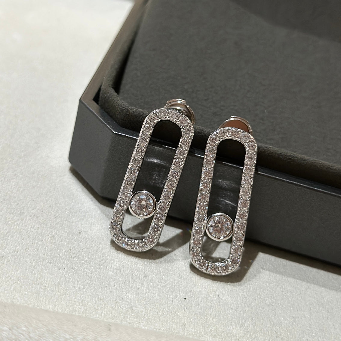 MESSIKA MOVE UNO MEDIUM PAVED DIAMOND EARRINGS