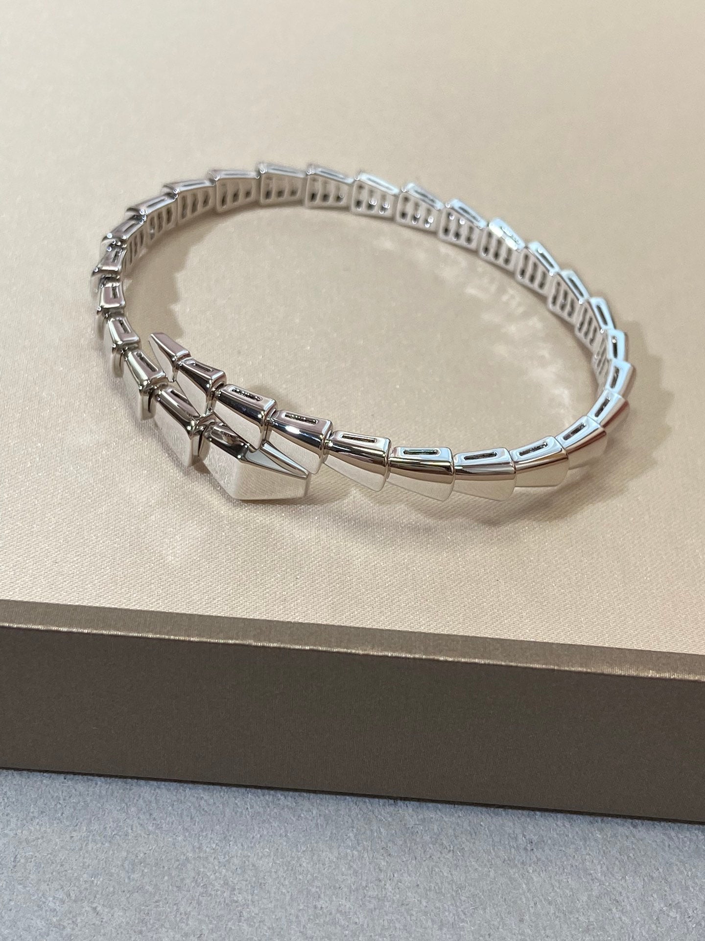 BVLGARI SERPENTI VIPER SILVER BRACELET