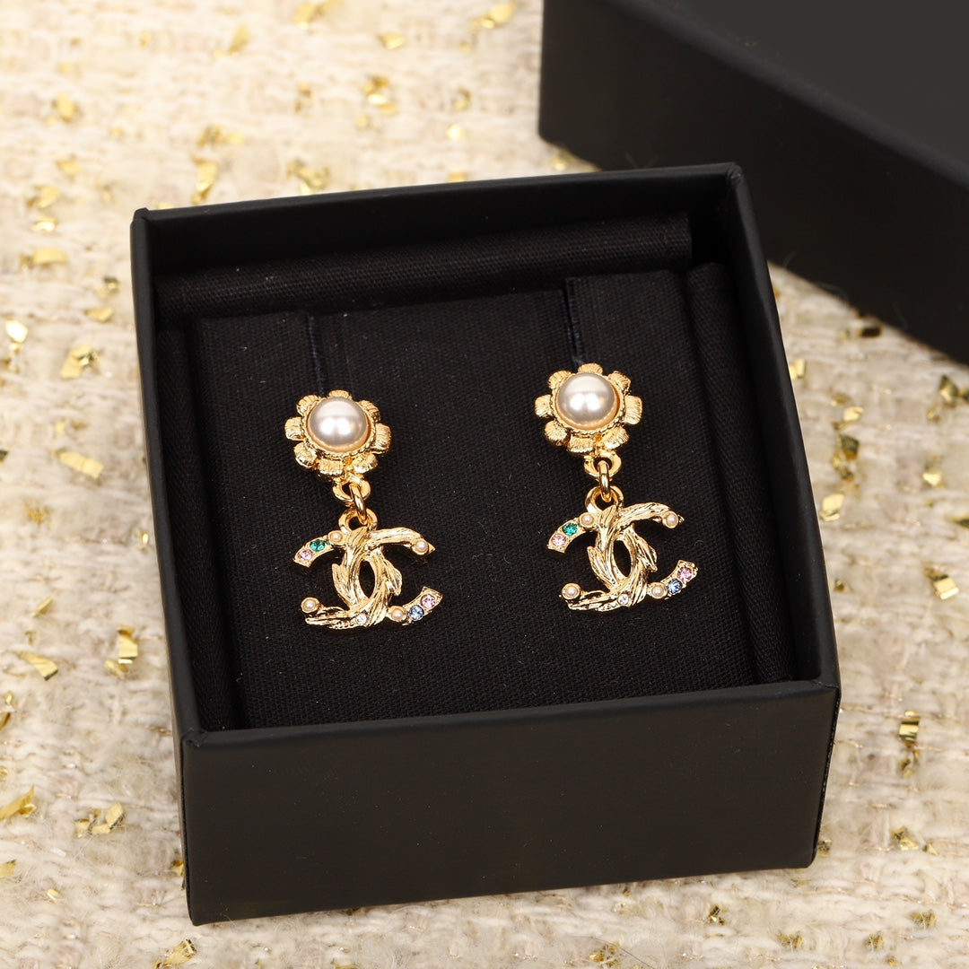 Sunflower Chanel Gold Mutil Diamonds Drop Earrings