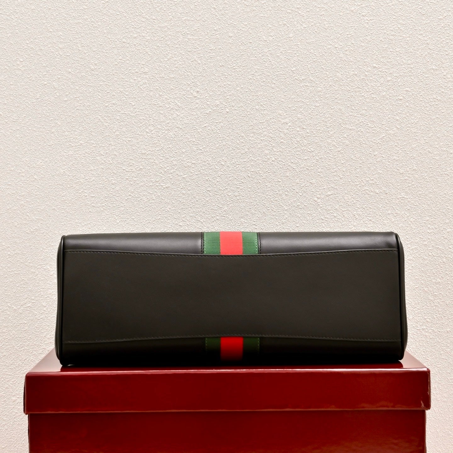 Gucci Generation GG Paparazzo Large Top Handle Bag